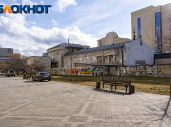 Заброшенный кинотеатр, понаехи и пенсионерка без жилья: что поразило краснодарцев на минувшей неделе