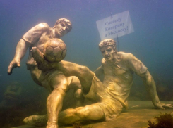 Хавбек «Краснодара» Мамаев оказался на дне Черного моря