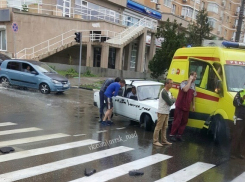 В Новороссийске в ДТП попала реанимационная машина