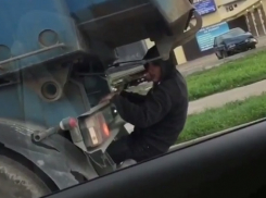 В Краснодаре подросток ехал «зайцем» на грузовике 