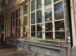 «Не соответствует статусу»: мэрия будет судиться с авторами незаконных граффити