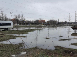 В Краснодаре на улице Котлярова появилось фекальное «море»