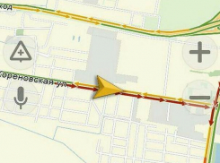 В Краснодаре образовалась пробка на Кореновской и Дзержинского