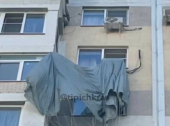 Парашютист влетел в окно многоэтажки в Краснодаре