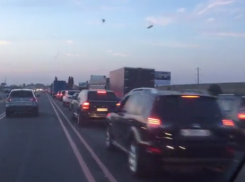  Долгая дорога с моря: под Краснодаром снова пробка 