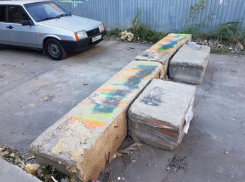  Жители дворов в Краснодаре снова перекрыли расчищенную «Поршем» дорогу 