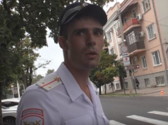 Полицейские и блогер устроили разборки из-за нарушений ПДД у Краснодарского краевого суда