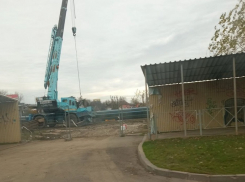 Мэрия Краснодара объяснила работы на берегу Кубани заменой канализации