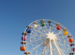 Суд обязал снести пять аттракционов парка «Солнечный остров» в Краснодаре 