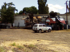 Два комбайна сгорели на предприятии Кубани 