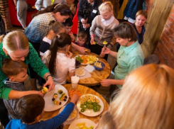 Малоимущих краснодарцев будут кормить бесплатно в ресторане