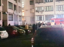  Спасатели только с третьего раза пробились к месту пожара в Музыкальном микрорайоне Краснодара 