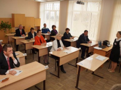 Более 1500 родителей сегодня сдали ЕГЭ по русскому языку на Кубани