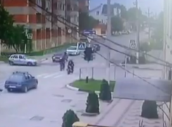 Мопедиста без прав сбили на полной скорости в Славянске-на-Кубани