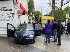 В Краснодаре сбитая «Маздой» у мэрии 75-летняя женщина скончалась в больнице