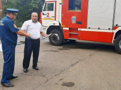 Краснодарца наградили за спасение водителя из горящего авто