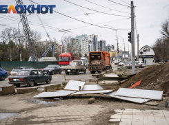 В Краснодаре назвали сроки открытия полос движения у многострадального подземника на Красных Партизан
