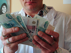 «Нереальные цифры»: социологи опровергли заявление Скворцовой о зарплате врачей Кубани в 53 тысячи