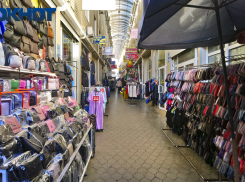 Главное в Краснодаре сегодня: Хаги Ваги и обычные яйца в цене, камень удачи есть, но гидроузел всё же разрушен, а человек разбился 