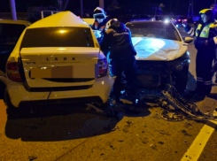 Полиция устанавливает личность женщины, погибшей в ДТП под Краснодаром 