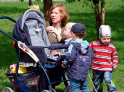 Более трех миллионов рублей получат кубанские семьи в 2017 году при рождении третьего и последующего ребенка