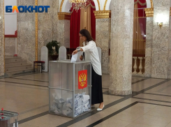 «Наше поколение всегда исполняет гражданский долг»: как проходит первый день выборов в старом центре Краснодара