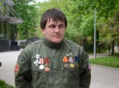 Помощник президента Абхазии протаранил ворота на границе Сочи 