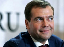 Дмитрий Медведев «отдал» в Москву дорогу Краснодарского края, ведущую к Крымскому мосту