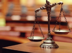 Судебный пристав в Славянске-на-Кубани обещал списать долги за взятку 