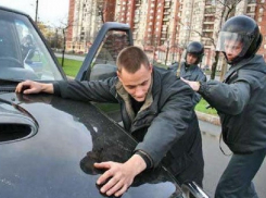 Житель Кубани попал в ДТП на угнанной машине