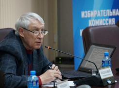 «Российские паспорта для жителей Донбасса - это одна из форм «страховки», - политолог Подлесный