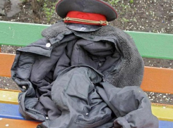 На Кубани лжеполицейские вымогали деньги у наркоманов