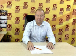 Депутат ЗСК Денис Хмелевской оригинально поздравил женщин с 8 марта