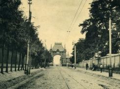 Кубанский календарь: в Екатеринодаре введен комендантский час из-за угрозы терактов