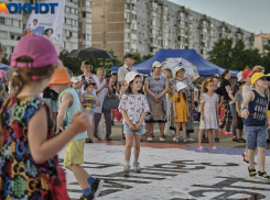 «Нужно открывать 40 тысяч мест в год, а по факту - 4 тысячи»: в Краснодаре земля под стройку школы оказалась в руках частника