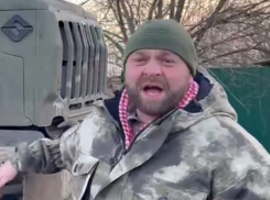 «Безразличные и трусливые»: краснодарский депутат назвал педагогов внутренними врагами за отказ собирать помощь военным