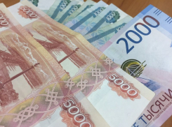  Жители Кубани занимают до зарплаты у микрофинансовых компаний по 8 тысяч рублей 