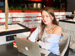 Блогер из Краснодара попросила Володина сажать антипрививочников