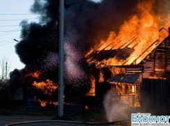 Гулькевичи: при пожаре в садовом домике погибли 4 человека