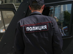 В Краснодаре бездомный хотел задушить женщину, пока она спала