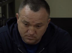 В Краснодаре бывший вице-губернатор Юрий Гриценко получил условный срок за мошенничество и превышение полномочий