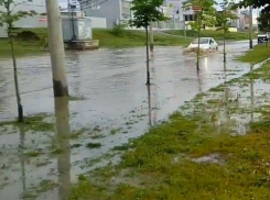  На Кубани после ночных дождей затопило несколько городов 