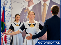 Танец двух поколений и юбилей: как лицей №48 встретил 1 сентября в Краснодаре