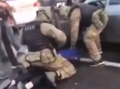 С разных точек показали на видео задержание со стрельбой под Краснодаром