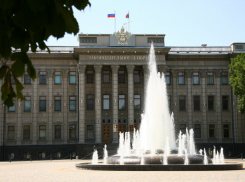 Трое депутатов Кубани попали в топ-100 богатейших чиновников России по версии Forbes