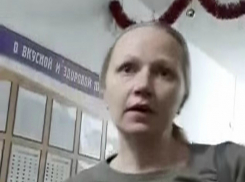 Краснодарка обвинила педагога театральной школы в нападении и поборах