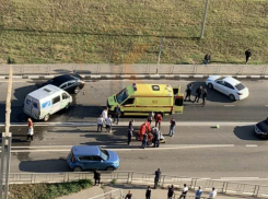 В Краснодаре «Газель» сбила пешехода на переходе