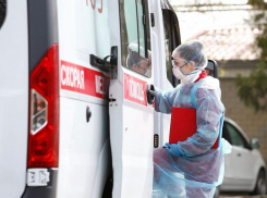 Заболели ковидом-198, скончались – 19: посадят ли кубанцев на карантин?