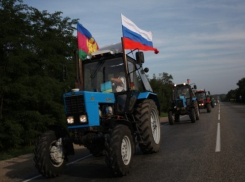 Организатор тракторного марша: Хотим, чтобы Путин разобрался в беспределе, который творится в Краснодарском крае 