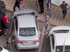 В Краснодаре сообщили о массовой потасовке со стрельбой